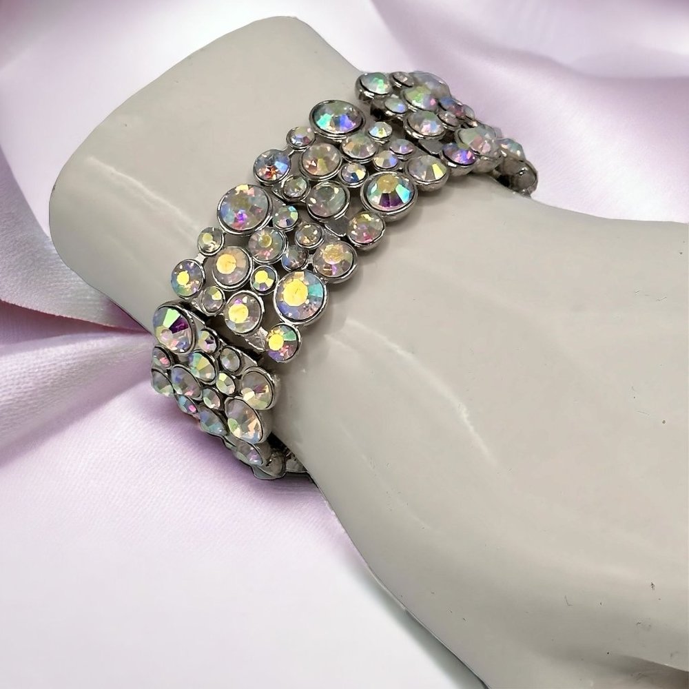 Stretch Beaded Statement Bracelet Elegant - Picture 8 of 8